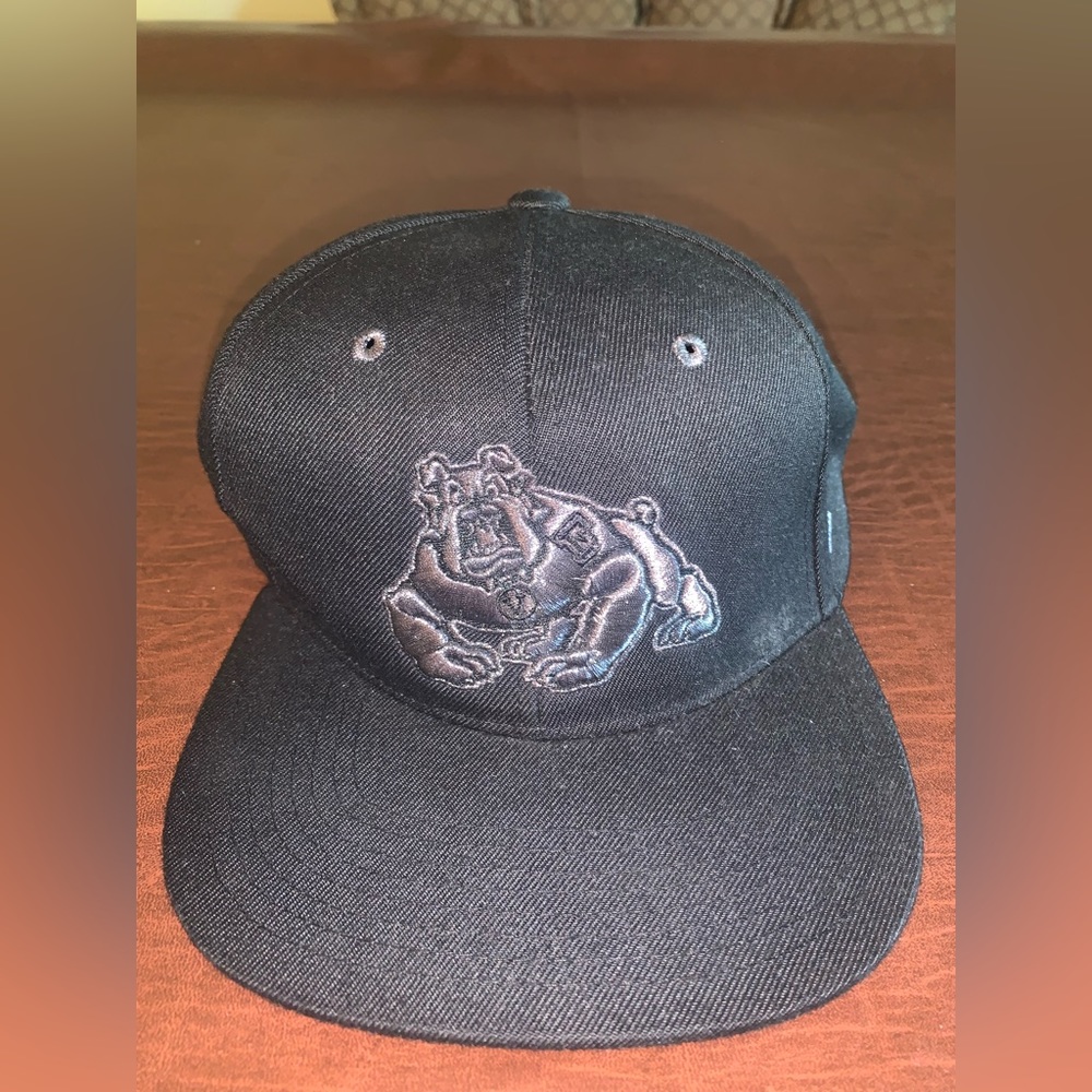 Fresno State bulldogs black snapback hat